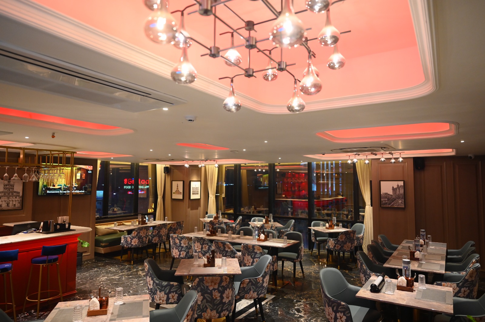 Elsa restaurant interior view