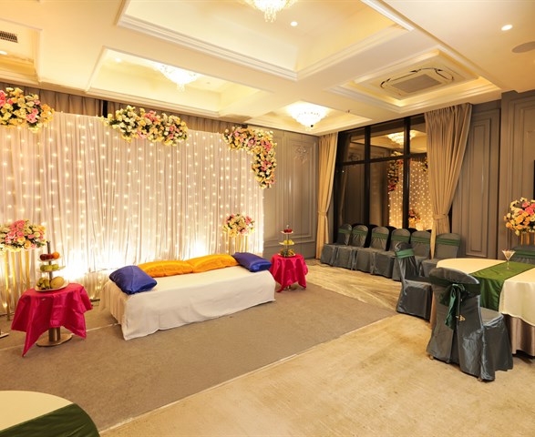Banquet Hall 6